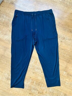 Men's Xersion Navy Blue lifestyle ever-ultra light slim pant size XXL